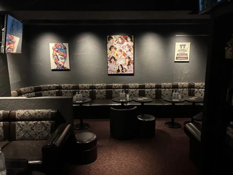 ハマーの店内