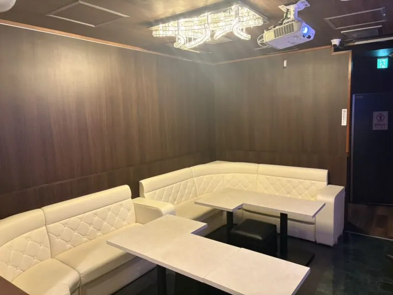 北千住 ジェントルマンズクラブ (GENTLEMAN’Z CLUB)の店内