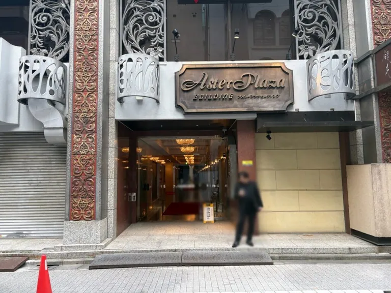 モノリスの店内