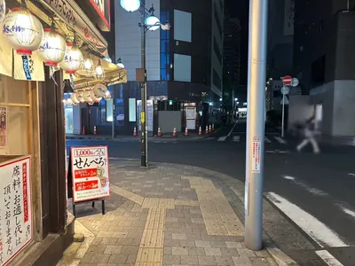松戸　酒酒 （シュシュ）への道順 5／6：十字路まで直進し、十字路を左折します。