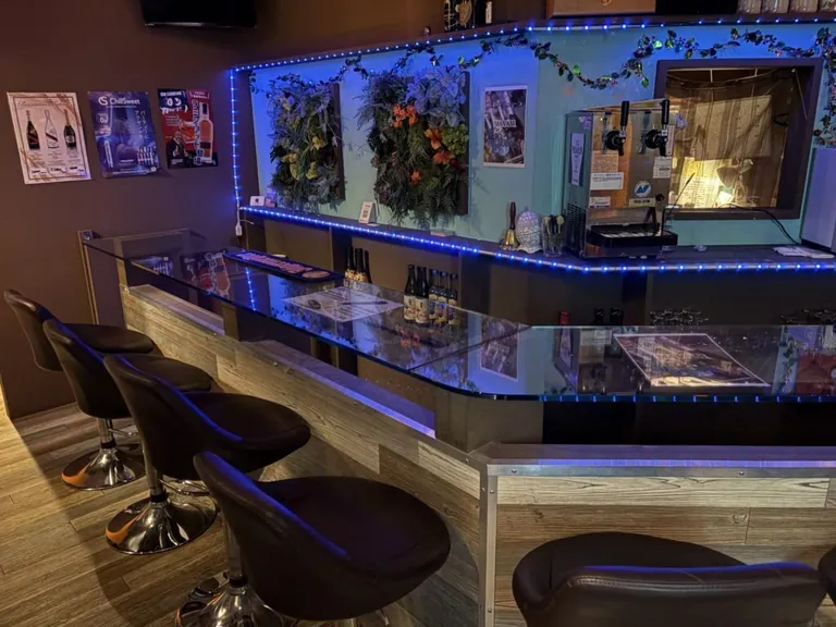 シャインの店内