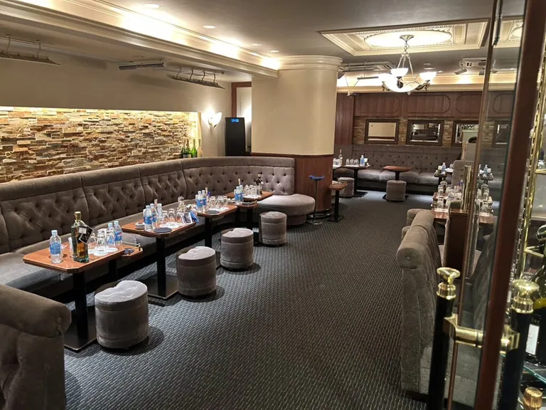 イプセの店内