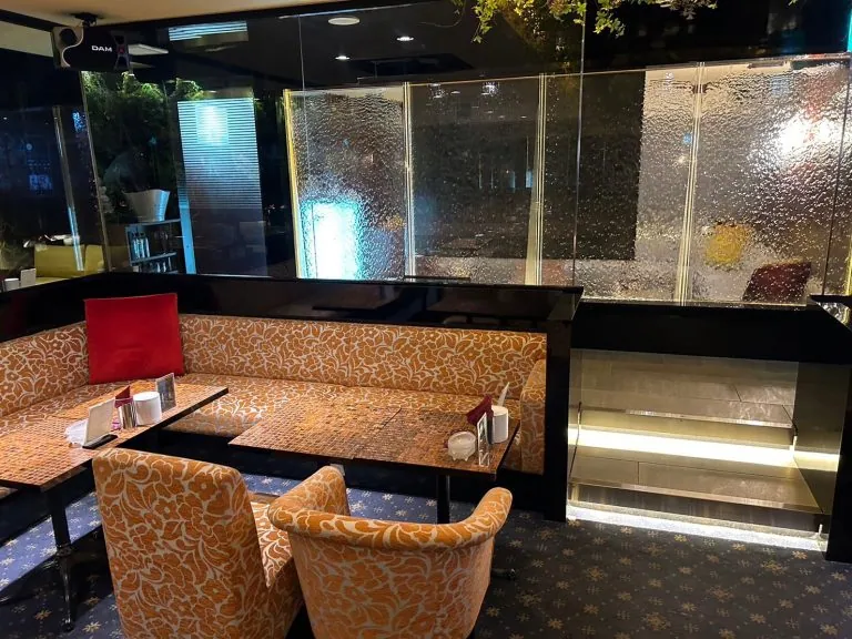 ラヴィエの店内