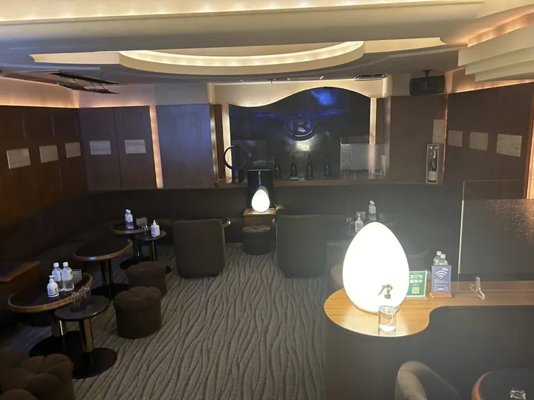 エルフィンの店内