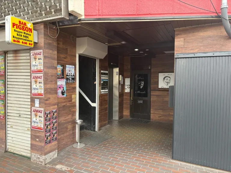 アラマンダの店内