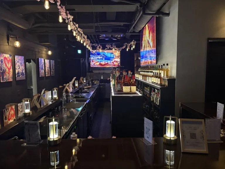 四ツ谷 サロンド四谷の店内
