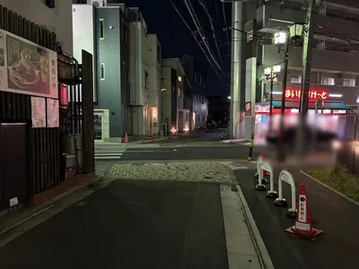 小岩　インフィニティへの道順 9／10：十字路に出たら左折します。