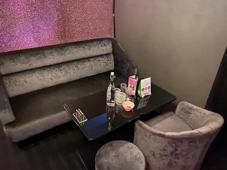 ハナコの店内