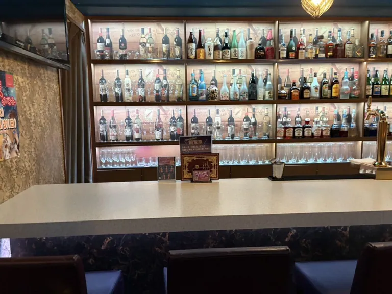 レゼル (Girl’s Bar Rezel)の店内