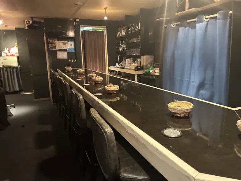 新小岩　シェリスの店内