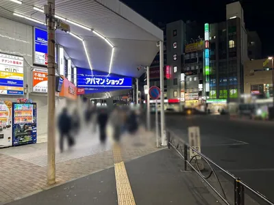 新小岩　シェリスへの道順 3／8：道路を右手に進みます。