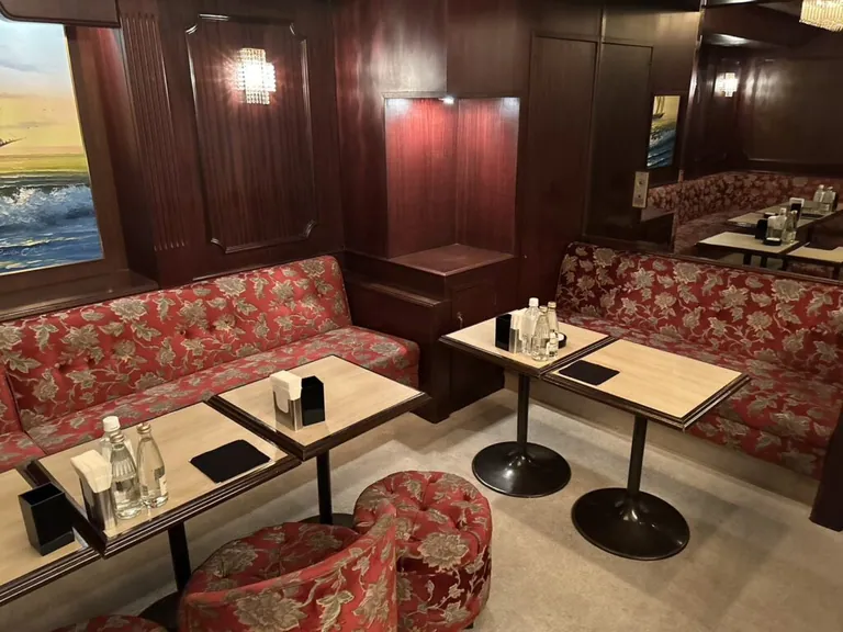 アイの店内