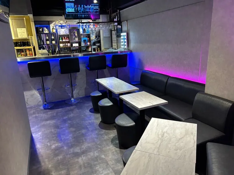 ラナの店内