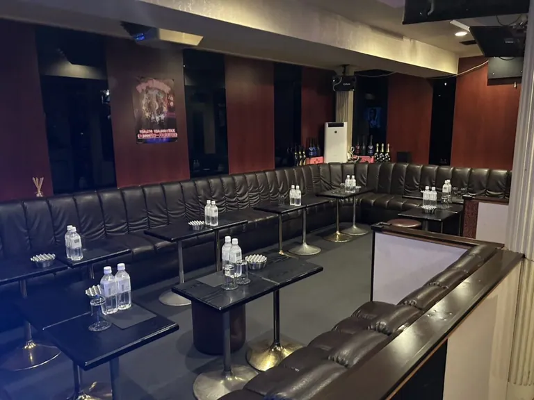 アミューズの店内