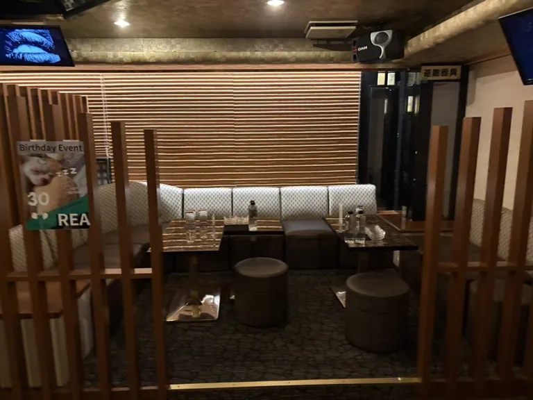 ドエムの店内