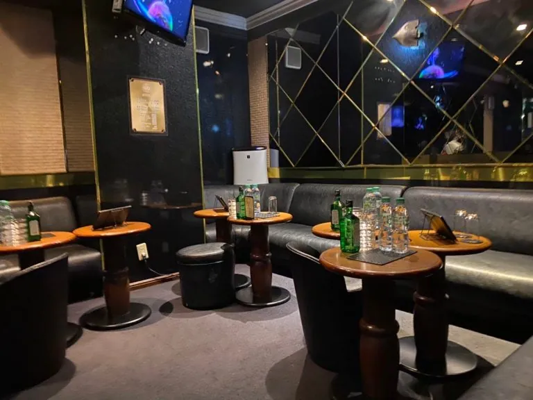 ゼストの店内