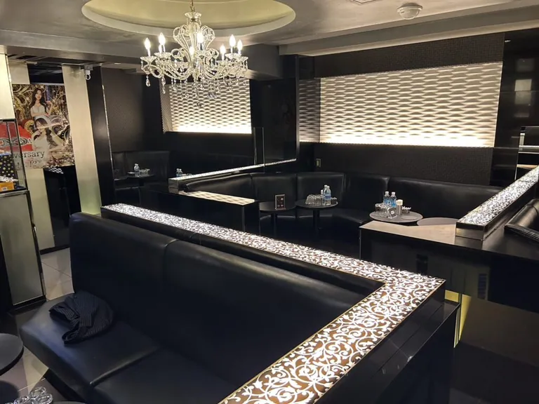 エテルナの店内