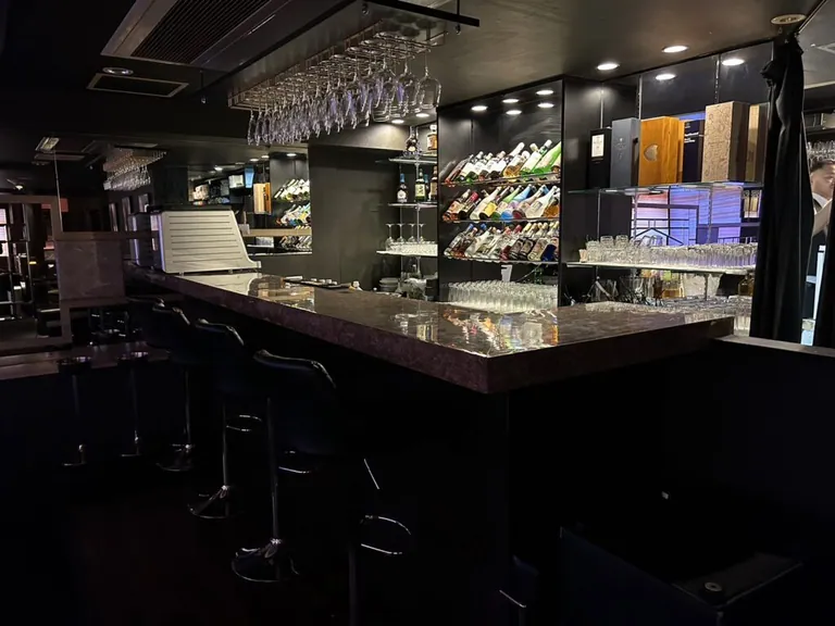 グラフの店内