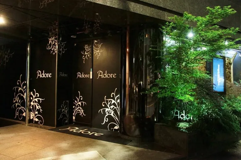 アドアの店内