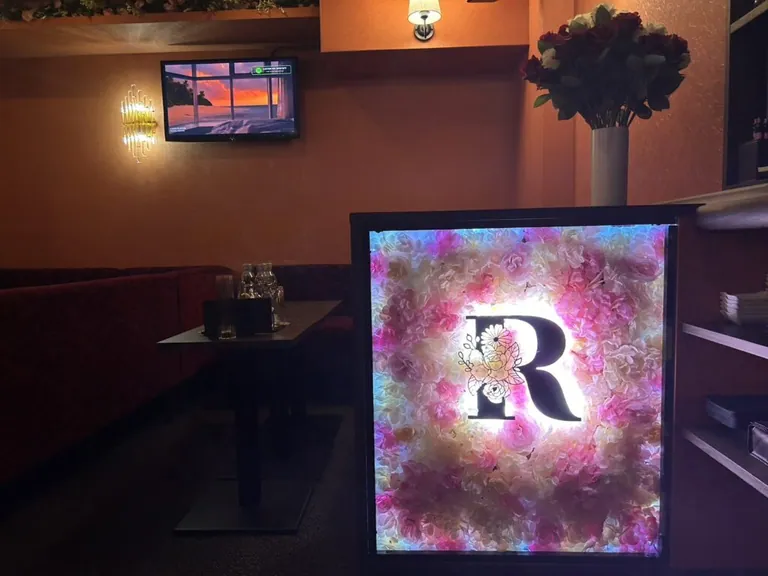 ロイヤルラウンジの店内