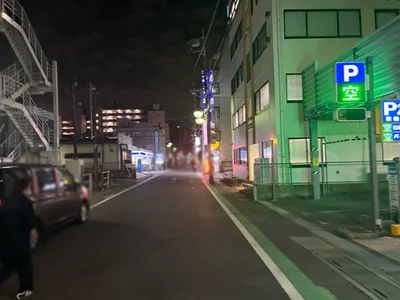 テンプテーションへの道順 8／11：直進します。