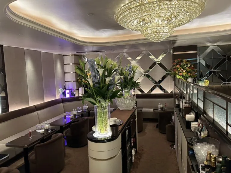アールの店内