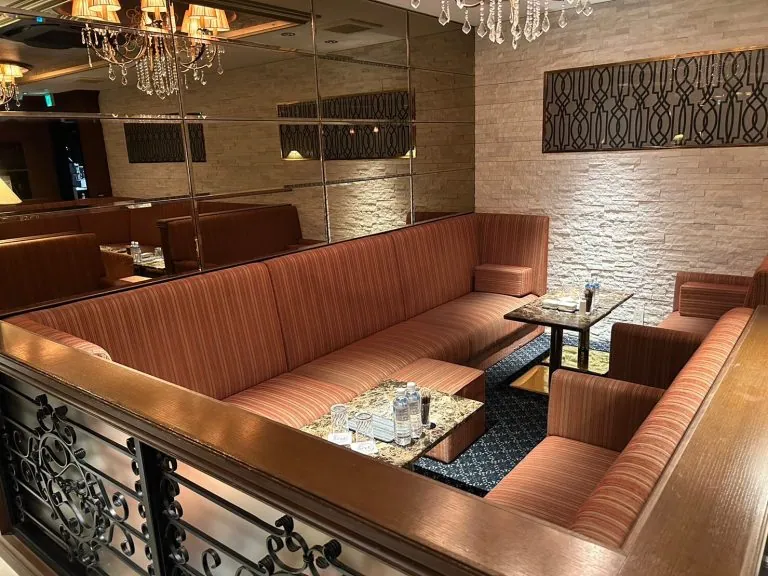 ピクシーの店内