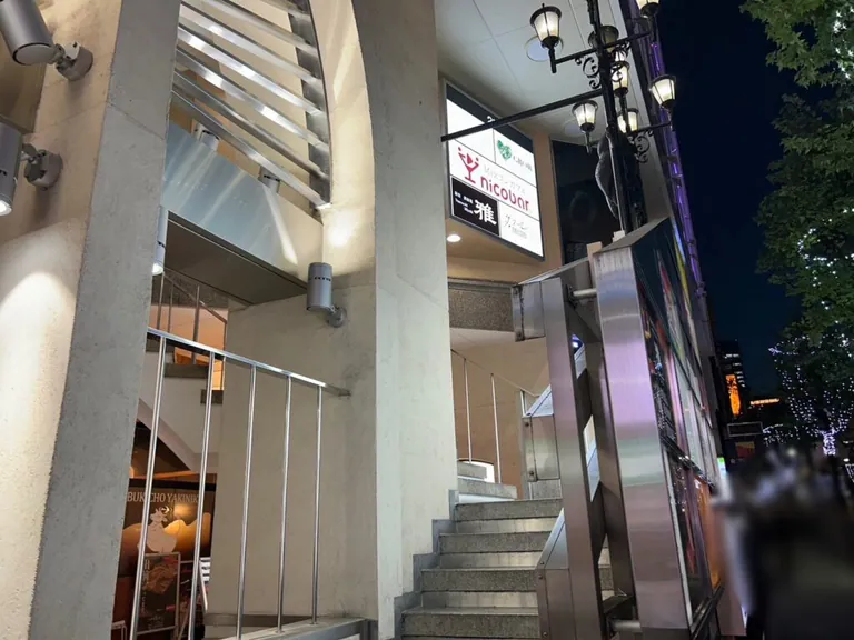 ダコールメイ （D’ACCORD May）の店内