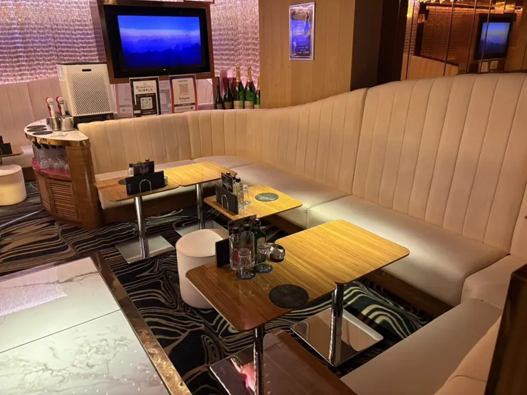 プランビーの店内
