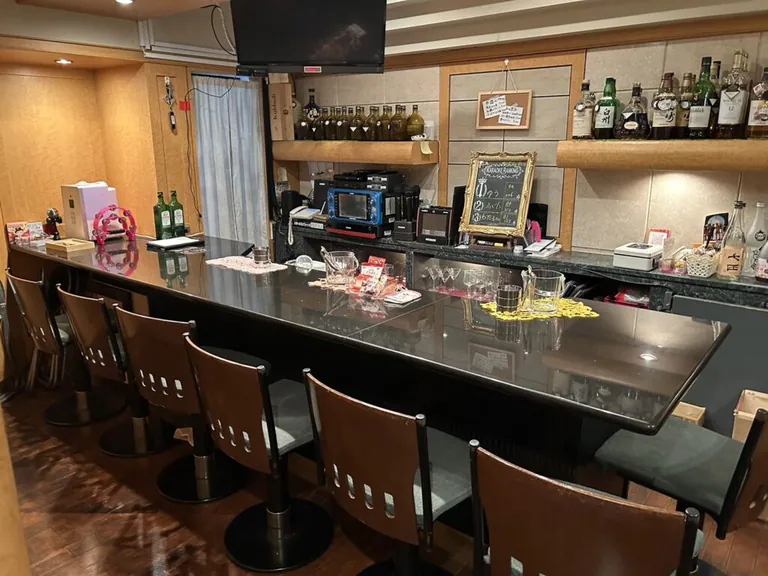 ニューアゲインの店内