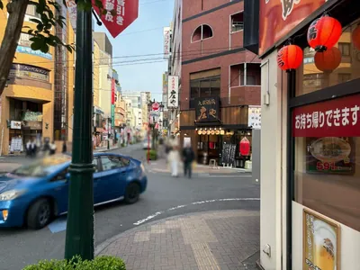 コロン （Girl’s bar & Lounge COLON）への道順 6／10：右手の二つ目の路地を右折します。