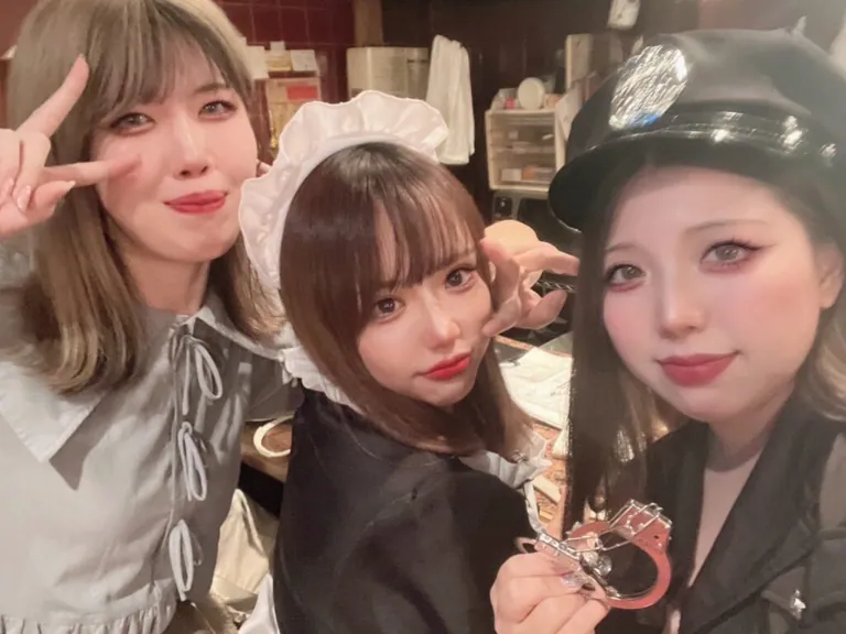 赤羽 フラワー (Girl’s Cafe FLOWER)の店内