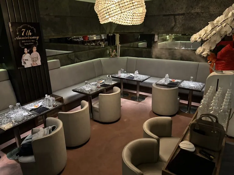 アミーニの店内