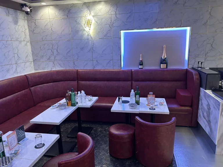 レンの店内