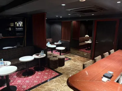 庭園の店内