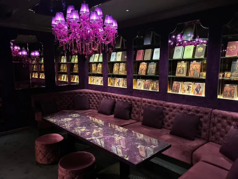 ジーの店内