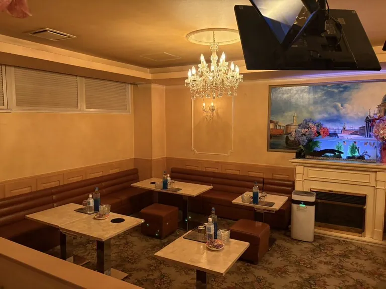 キリン (綺凛)の店内