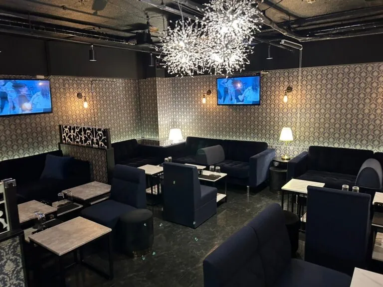 メゾンの店内