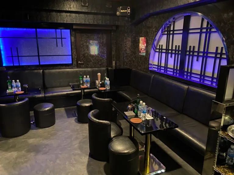 万寿 （マンジュ）の店内