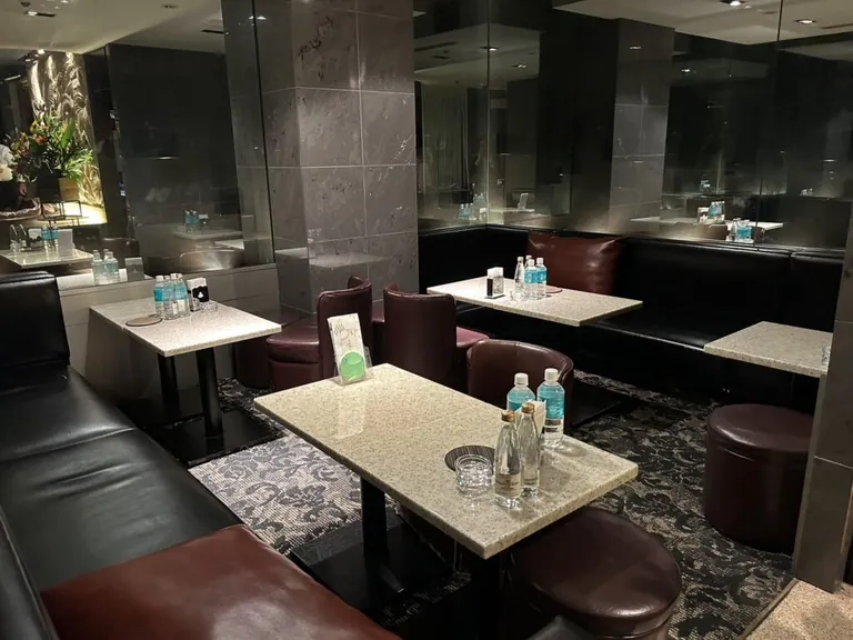 ルジャルダン2 （Le jardinⅡ）の店内