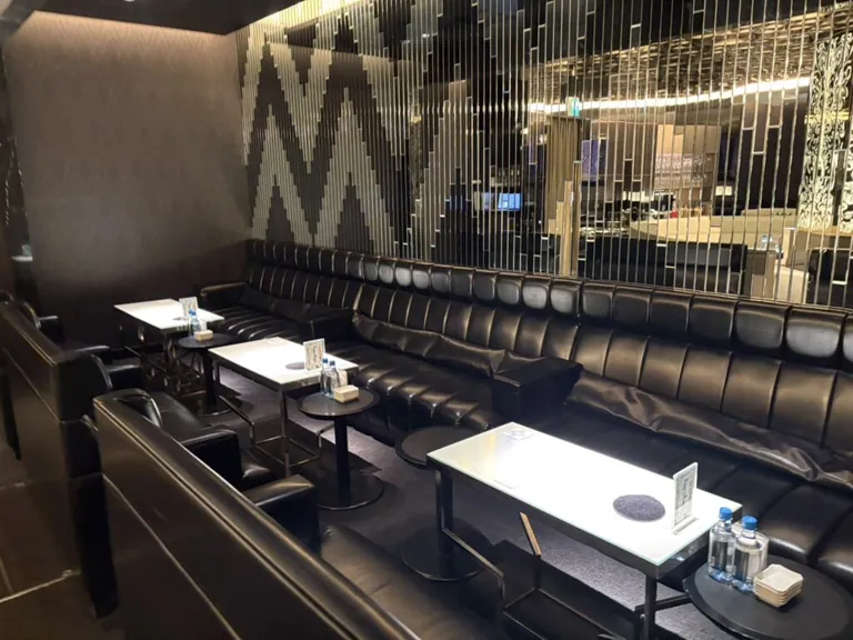 ララァの店内