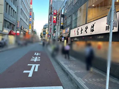 ディアブロへの道順 4／6：直進します。