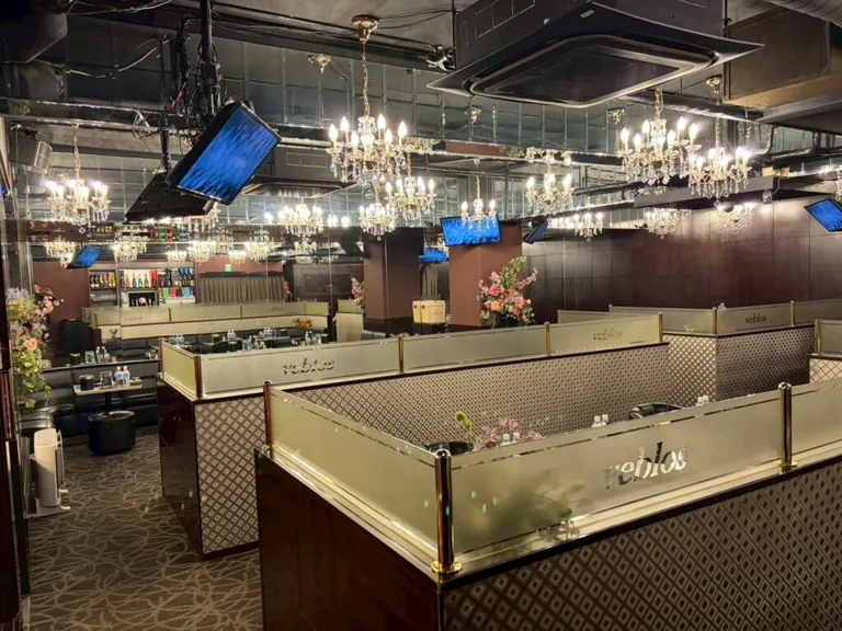 ナインの店内