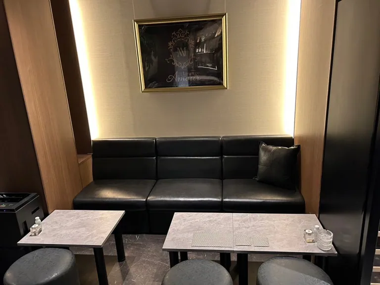 アムールの店内