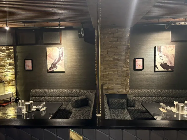 ジェネレーションの店内