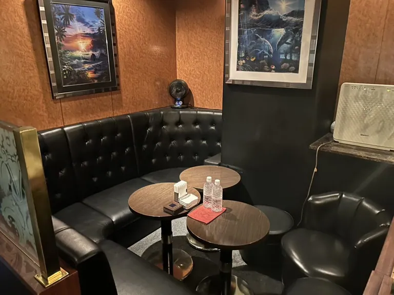 VIP （横浜VIP倶楽部）の店内