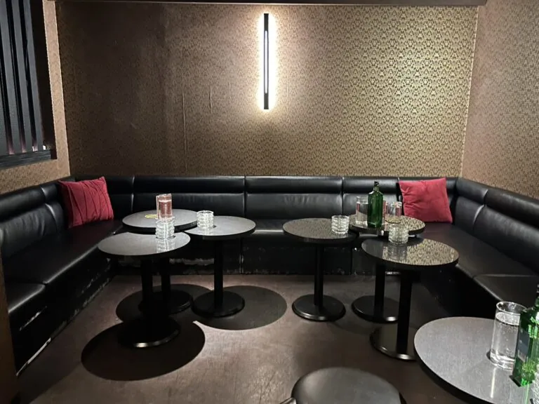 プライマルの店内