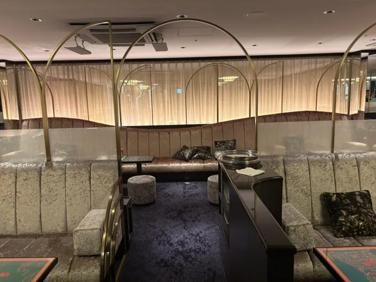 ボリバードの店内