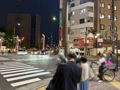 所沢　バビロンへの道順 3／6：一つ目の十字路を直進します。