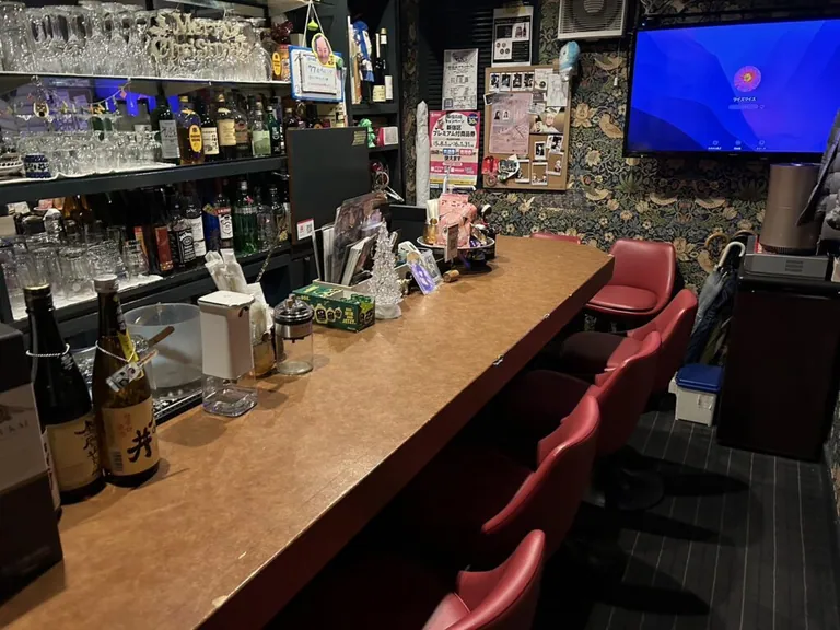 ワイズワイスの店内